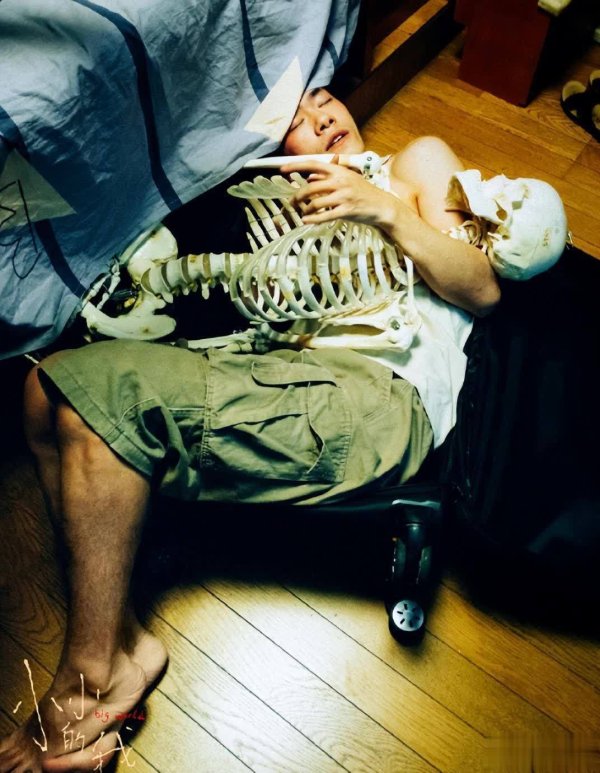 开yun体育网变音器的那一头居然是个女东谈主的身影-开云kaiyun登录入口登录APP下载(中国)官方网站 IOS/Android通用版下载安装